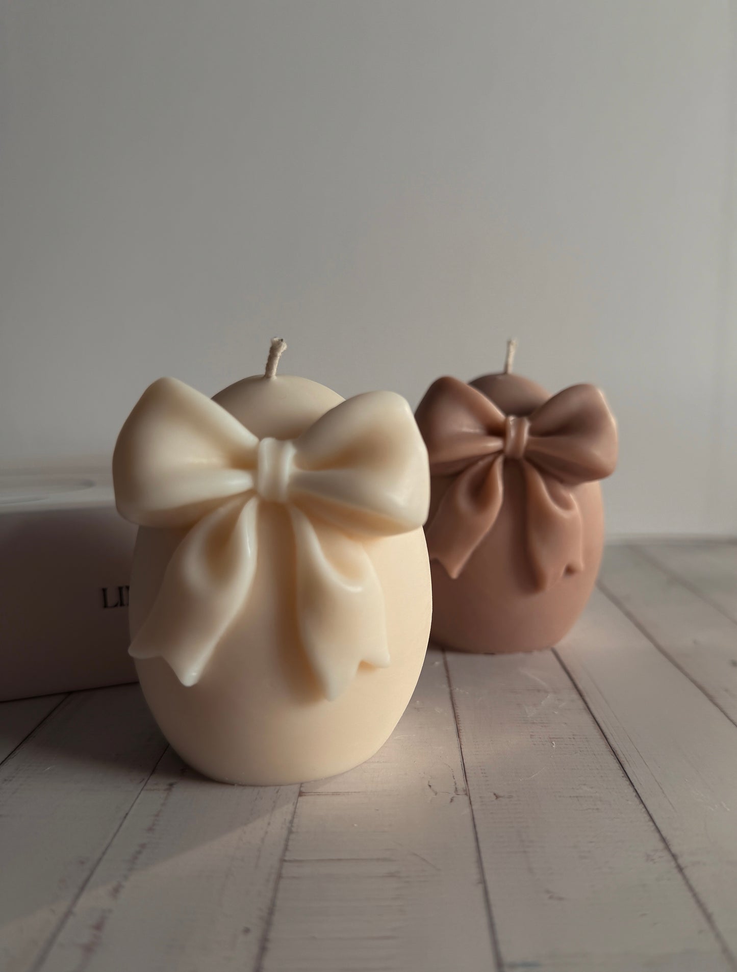 Kerze Osterei mit Schleife